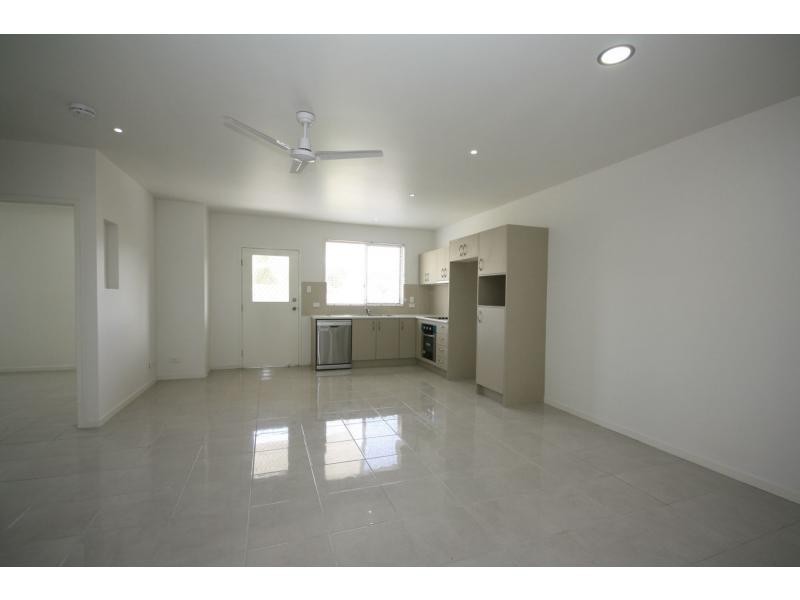 4/564 Oxley Avenue West, Scarborough QLD 4020