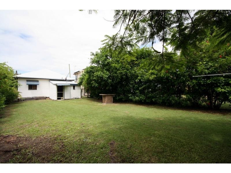 19 Adrian Street, Margate QLD 4019