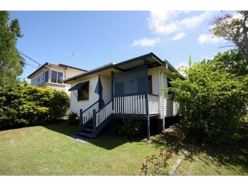 19 Adrian Street, Margate QLD 4019