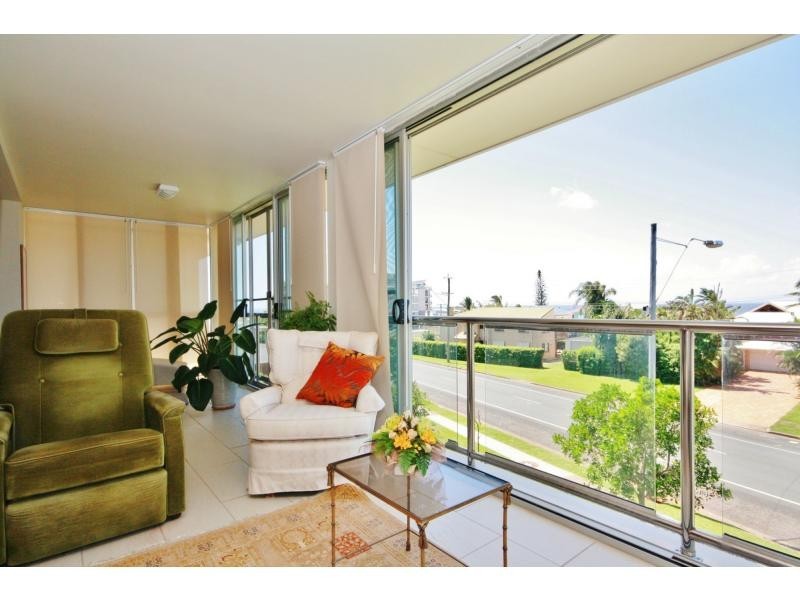 Unit 1/2 Queen Street, Scarborough QLD 4020