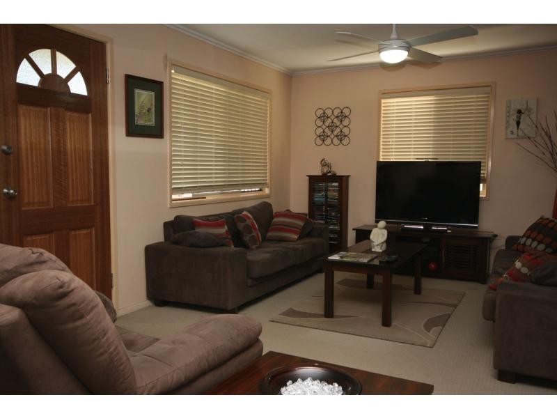 15a Michel Road, Scarborough QLD 4020