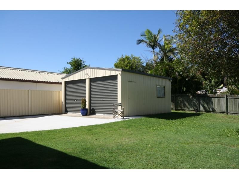 15a Michel Road, Scarborough QLD 4020