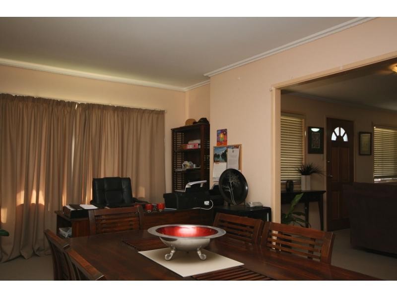 15a Michel Road, Scarborough QLD 4020