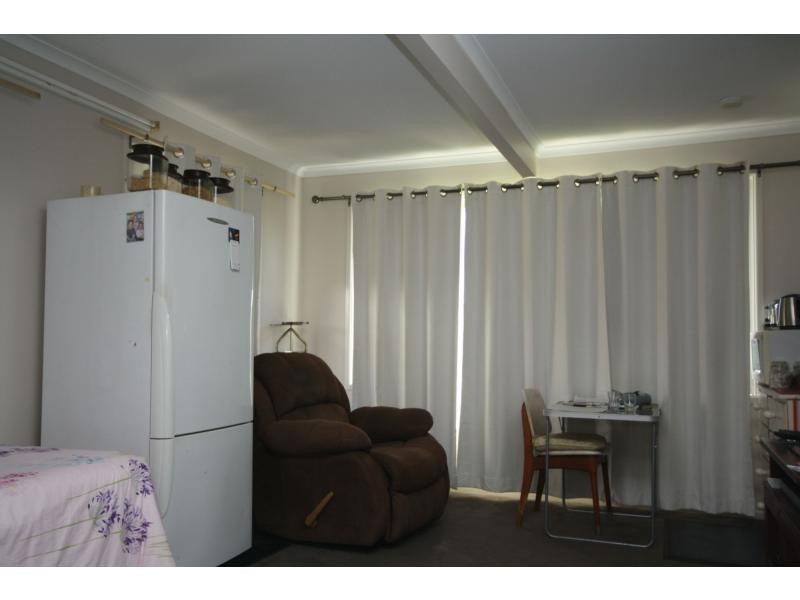 15a Michel Road, Scarborough QLD 4020