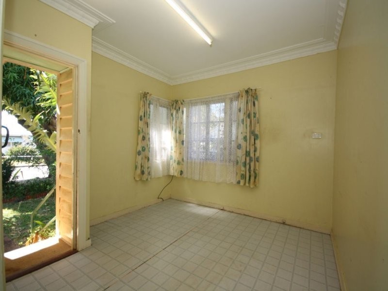 2B Maryborough Terrace, Scarborough QLD 4020