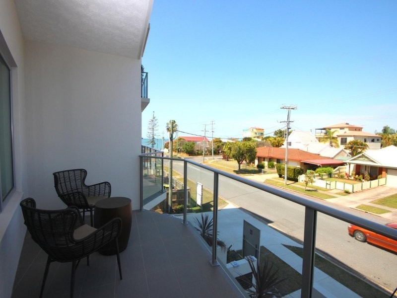 Unit 8/2 Beaconsfield Street, Margate QLD 4019