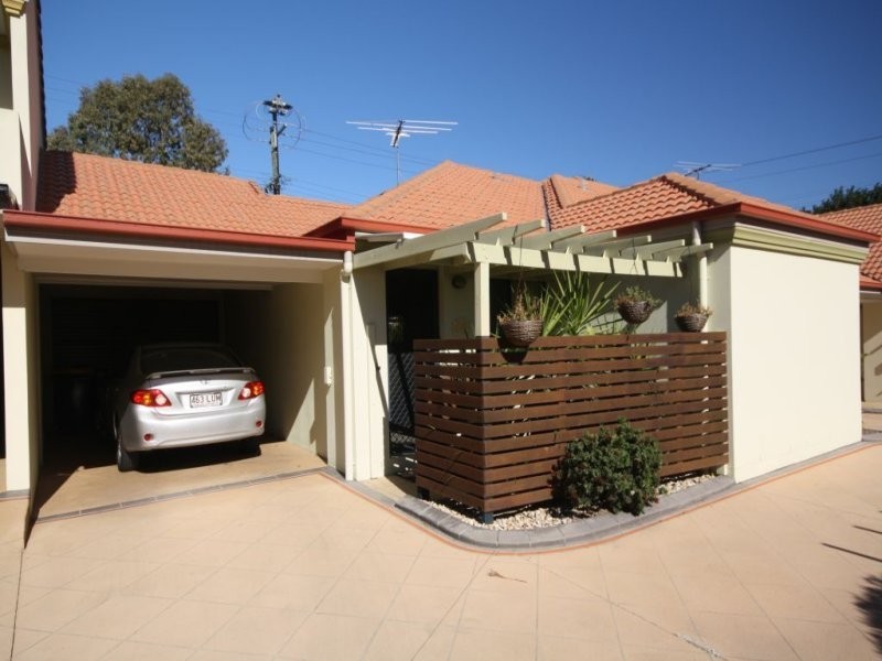 Unit 2/46 Georgina Street, Woody Point QLD 4019