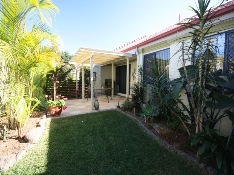 Unit 2/46 Georgina Street, Woody Point QLD 4019