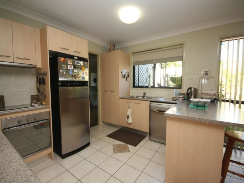 Unit 2/46 Georgina Street, Woody Point QLD 4019