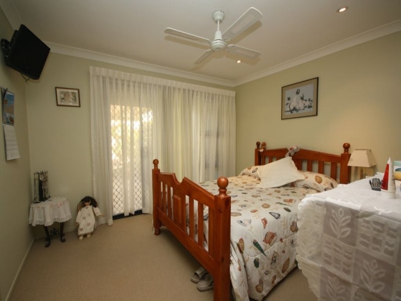 Unit 2/46 Georgina Street, Woody Point QLD 4019