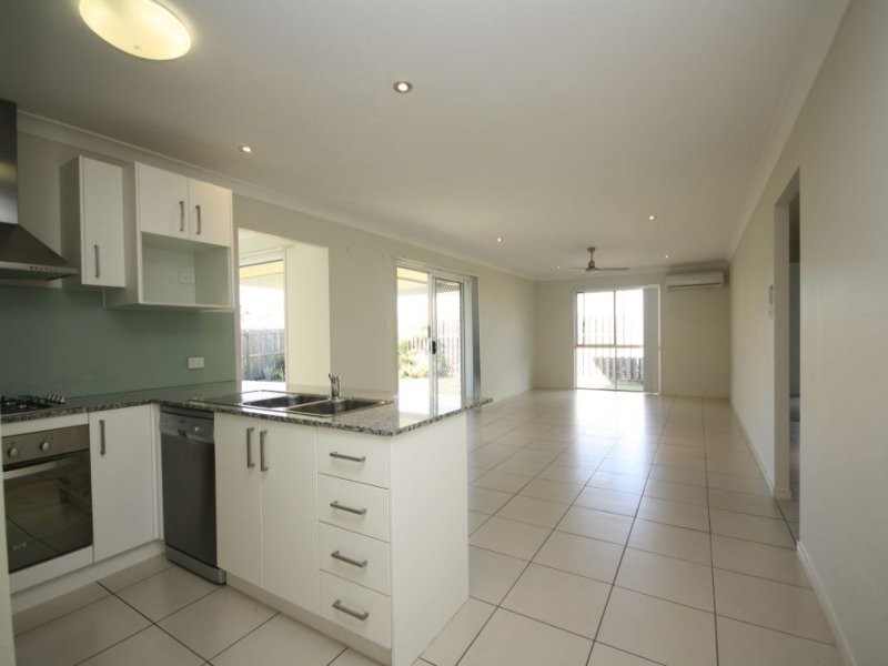 20 Pumello Court, Bellmere QLD 4510