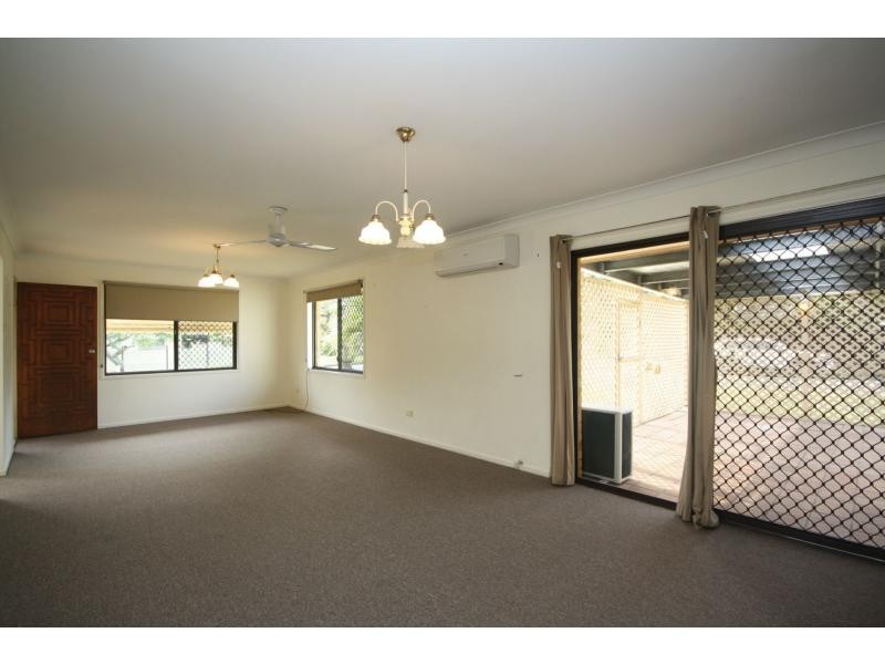 7 Williams Street, Redcliffe QLD 4020
