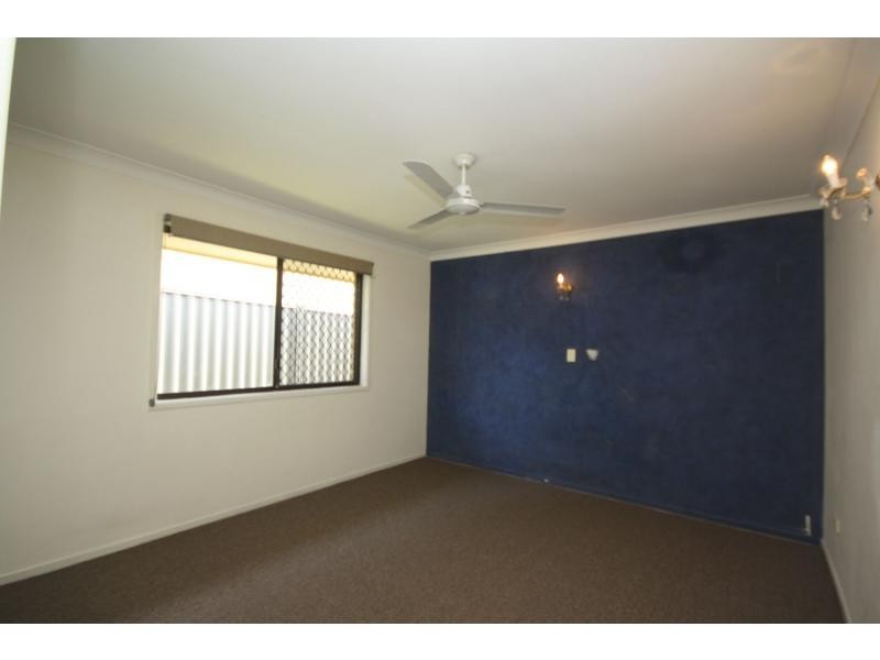 7 Williams Street, Redcliffe QLD 4020