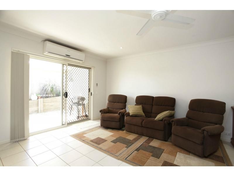 Unit 7/73 Glass House Circuit, Kallangur QLD 4503