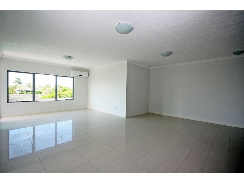 Unit 7/2 Beaconsfield Street, Margate QLD 4019