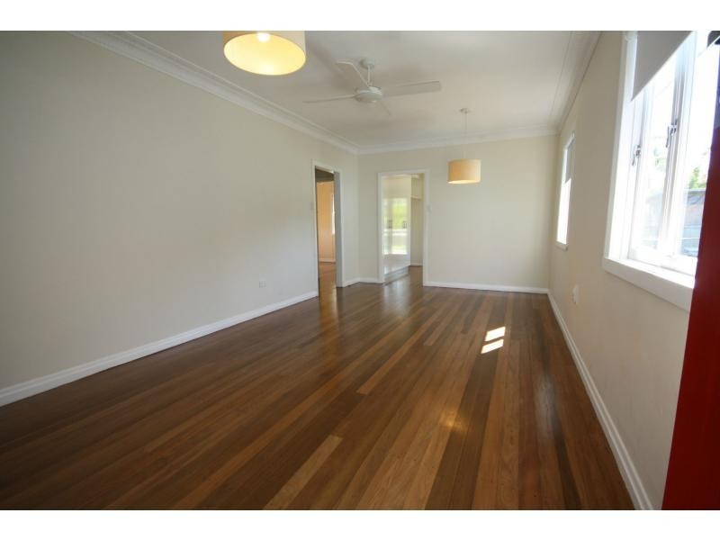 14 Alfred Street, Woody Point QLD 4019