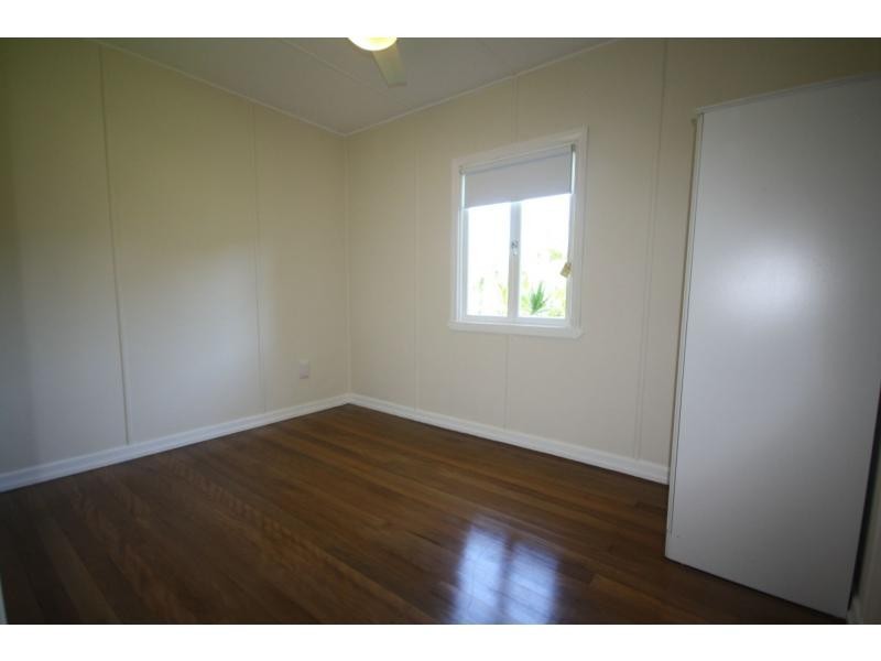 14 Alfred Street, Woody Point QLD 4019