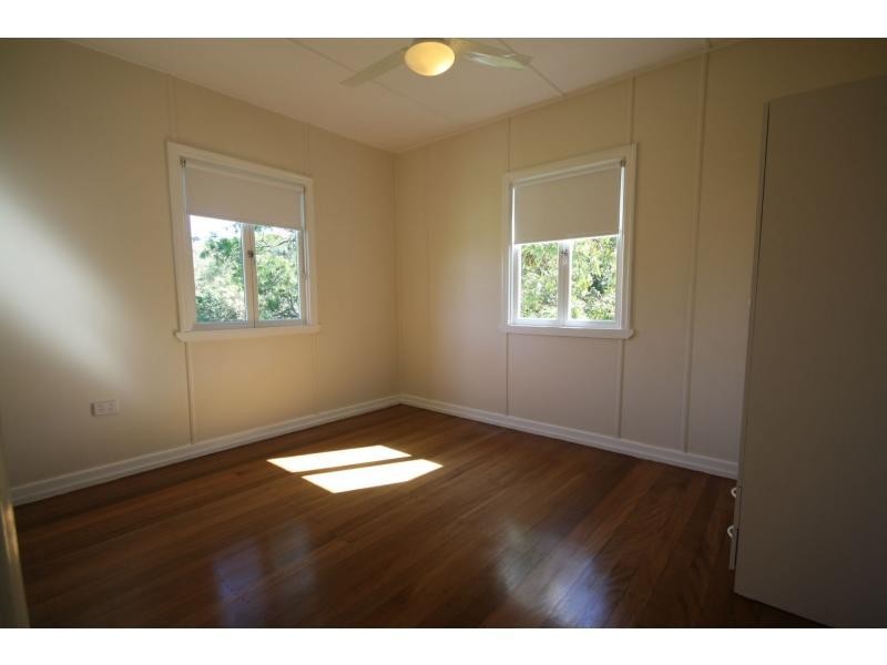 14 Alfred Street, Woody Point QLD 4019