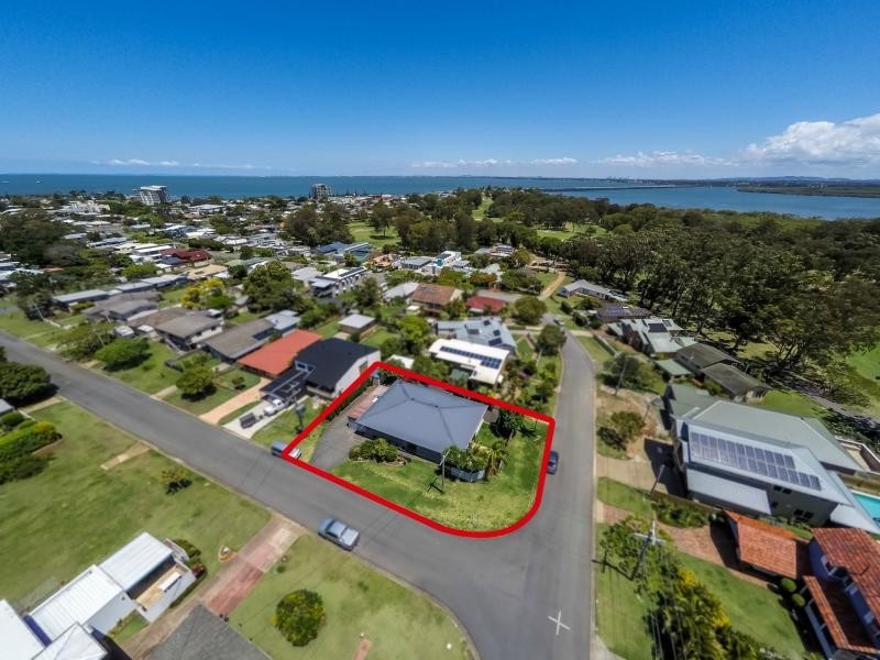 8 Frost Street, Clontarf QLD 4019
