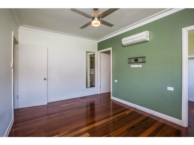 8 Frost Street, Clontarf QLD 4019
