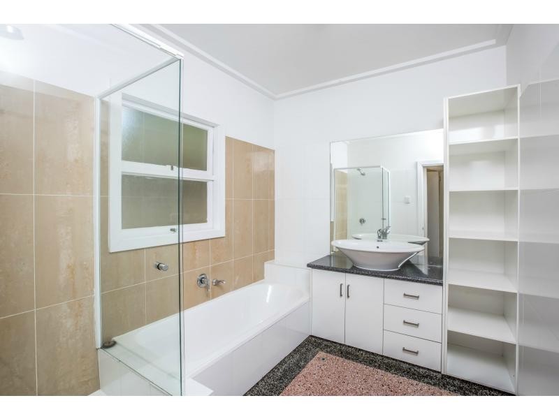 8 Frost Street, Clontarf QLD 4019