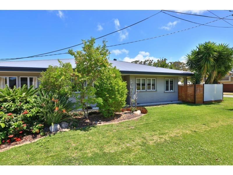 8 Frost Street, Clontarf QLD 4019