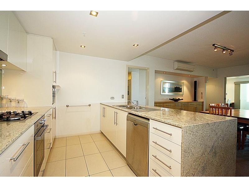 304/185 Redcliffe Parade, Redcliffe QLD 4020