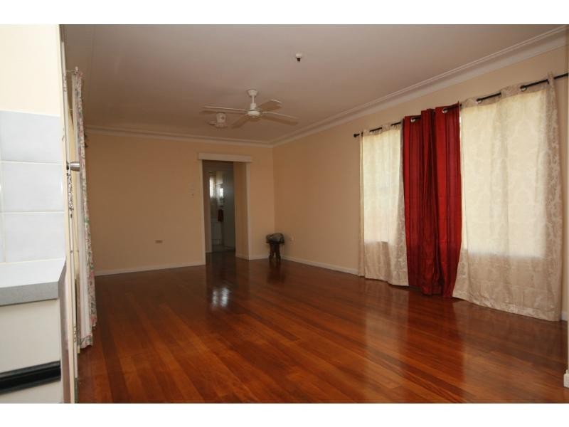 29 Crawford Street, Redcliffe QLD 4020