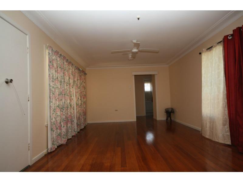 29 Crawford Street, Redcliffe QLD 4020