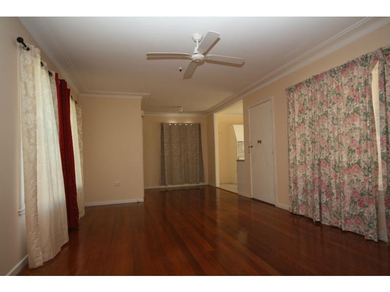 29 Crawford Street, Redcliffe QLD 4020