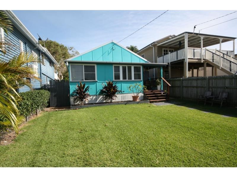 69 Mein Street, Scarborough QLD 4020