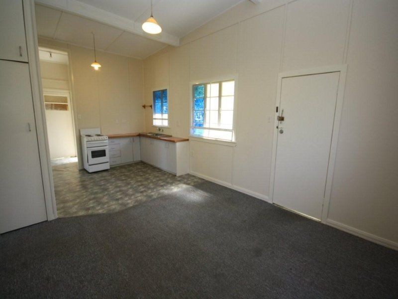 19 Rogers Road, Clontarf QLD 4019