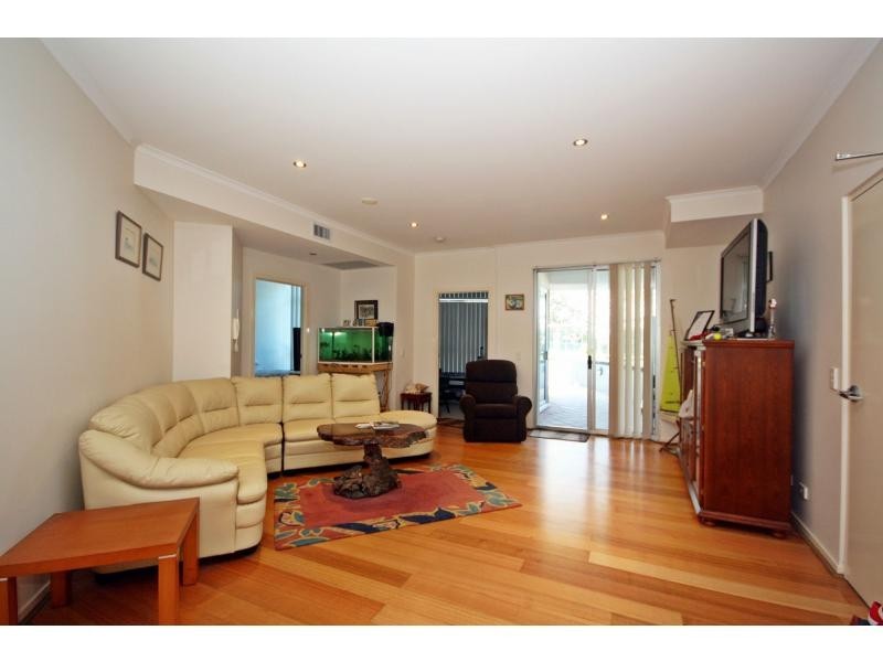 3/43 Marine Parade, Redcliffe QLD 4020