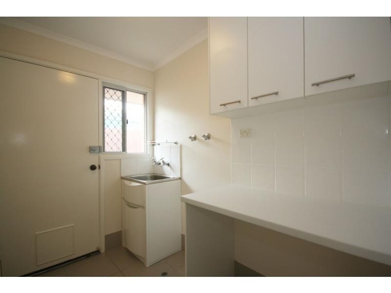 9 Vista Court, Newport QLD 4020