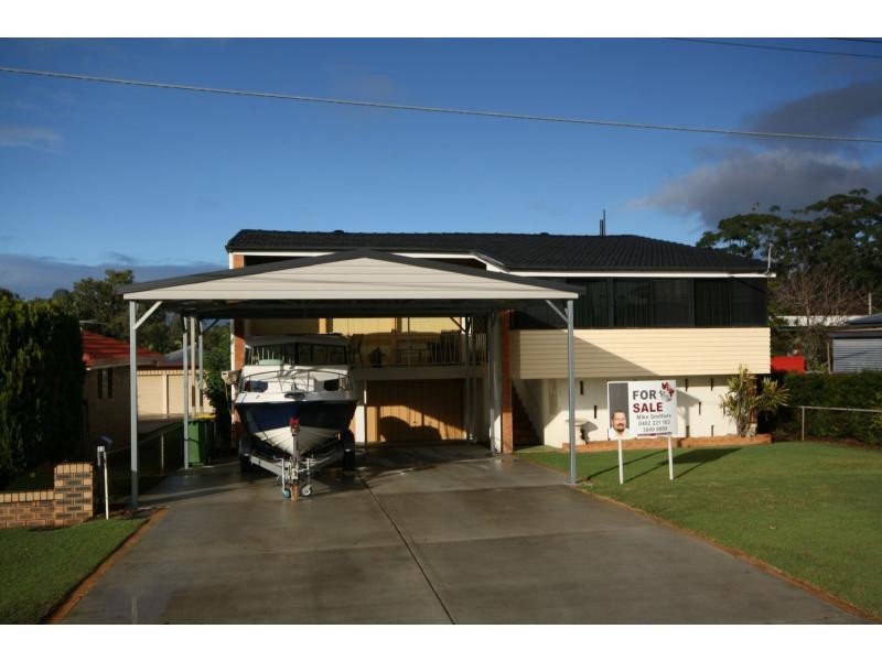 33 Rogers Road, Clontarf QLD 4019