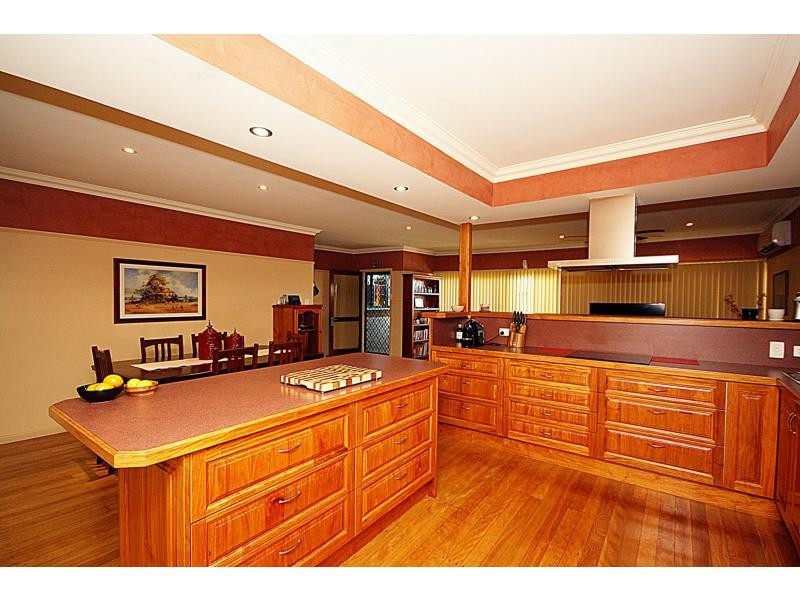33 Rogers Road, Clontarf QLD 4019