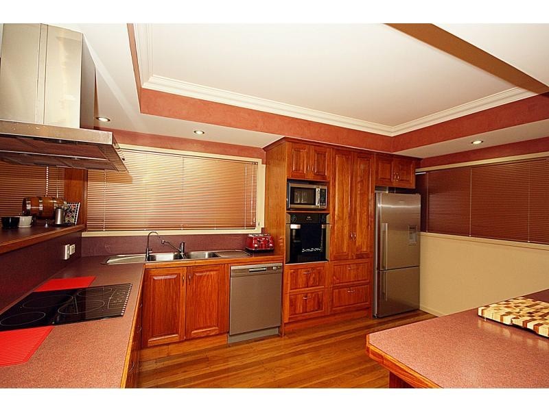 33 Rogers Road, Clontarf QLD 4019