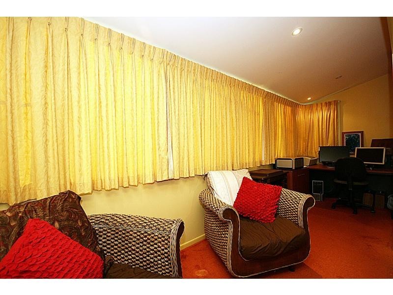 33 Rogers Road, Clontarf QLD 4019