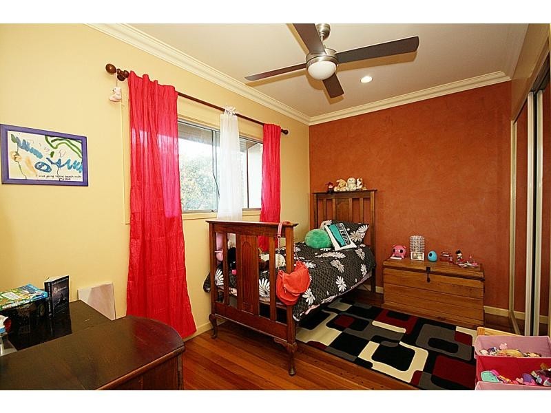 33 Rogers Road, Clontarf QLD 4019