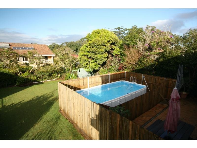 33 Rogers Road, Clontarf QLD 4019