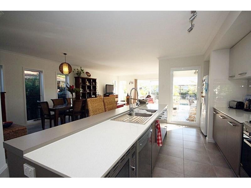 31 Kate Street, Woody Point QLD 4019