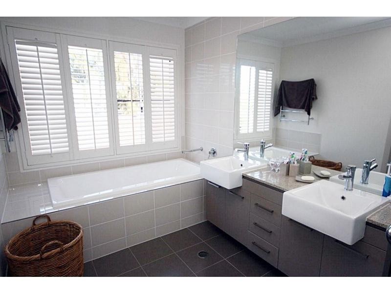 31 Kate Street, Woody Point QLD 4019
