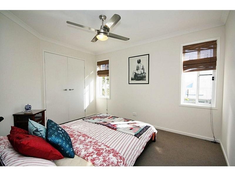 31 Kate Street, Woody Point QLD 4019
