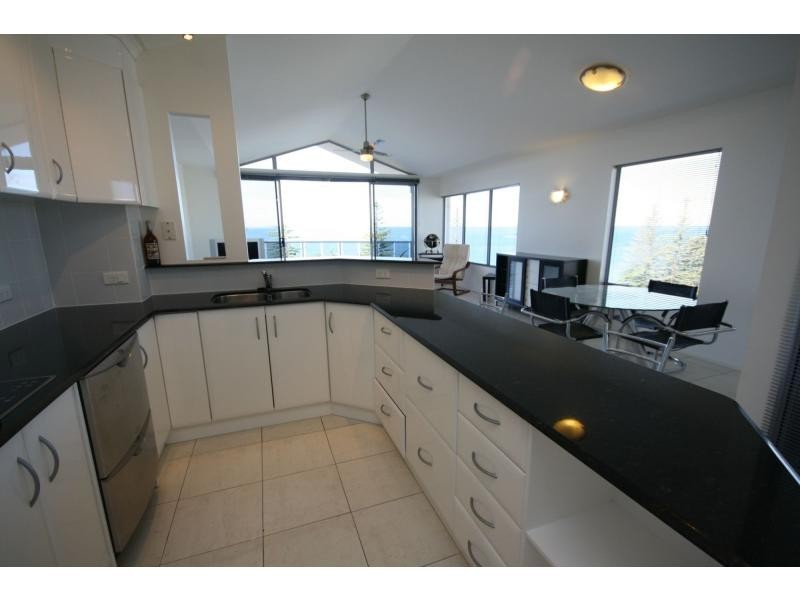 16/109 Landsborough Avenue, Scarborough QLD 4020