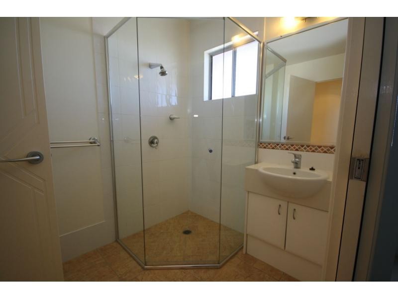 16/109 Landsborough Avenue, Scarborough QLD 4020