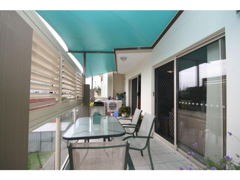 Unit 4/7 Sutton Street, Redcliffe QLD 4020
