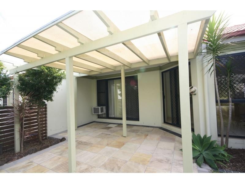 Unit 2/46 Georgina Street, Woody Point QLD 4019