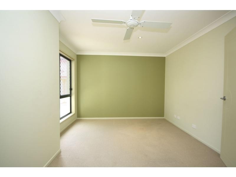 Unit 2/46 Georgina Street, Woody Point QLD 4019