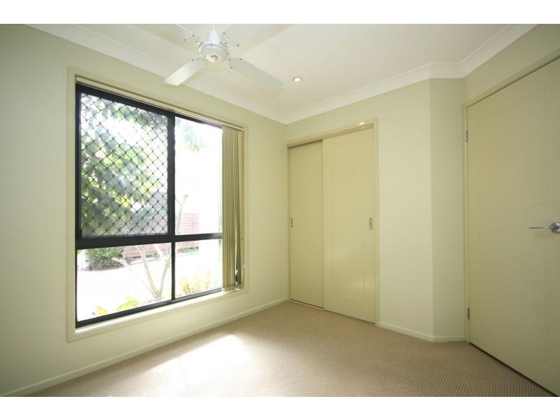 Unit 2/46 Georgina Street, Woody Point QLD 4019