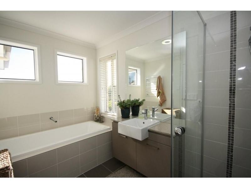31 Kate Street, Woody Point QLD 4019